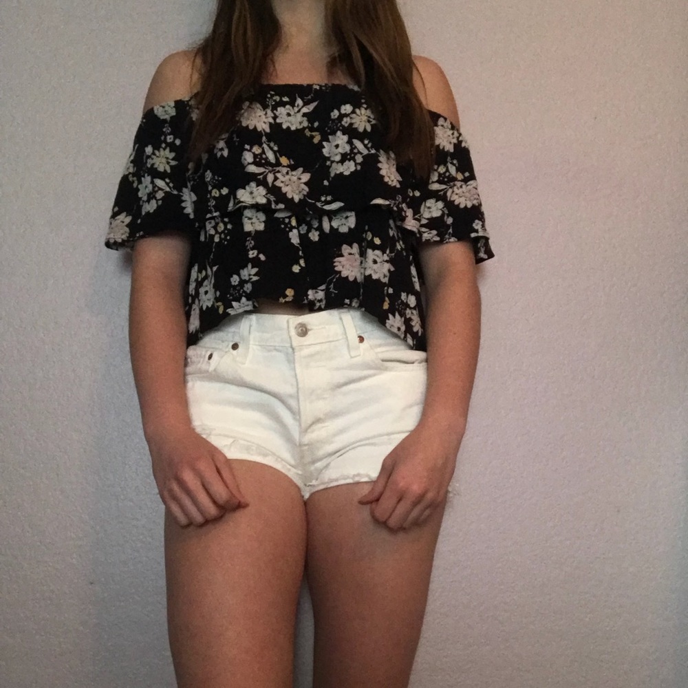Billabong off the shoulder floral top